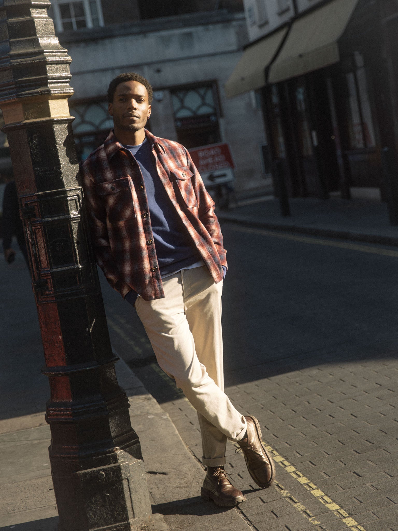 Modelshot / Salute Navy / Detail